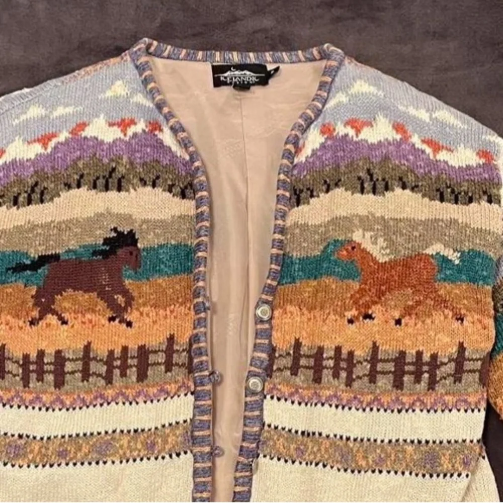 Icelandic Designs Colorful Horse pony western Pattern Cardigan M EUC - Picture 2 of 12